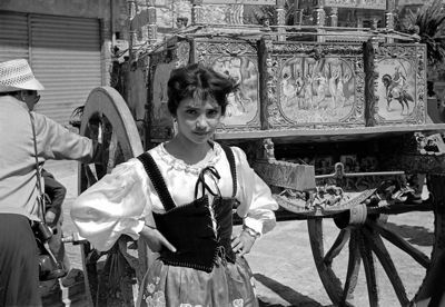 Sicily 1958 - Reportage from Sicily: people, places and folklore.